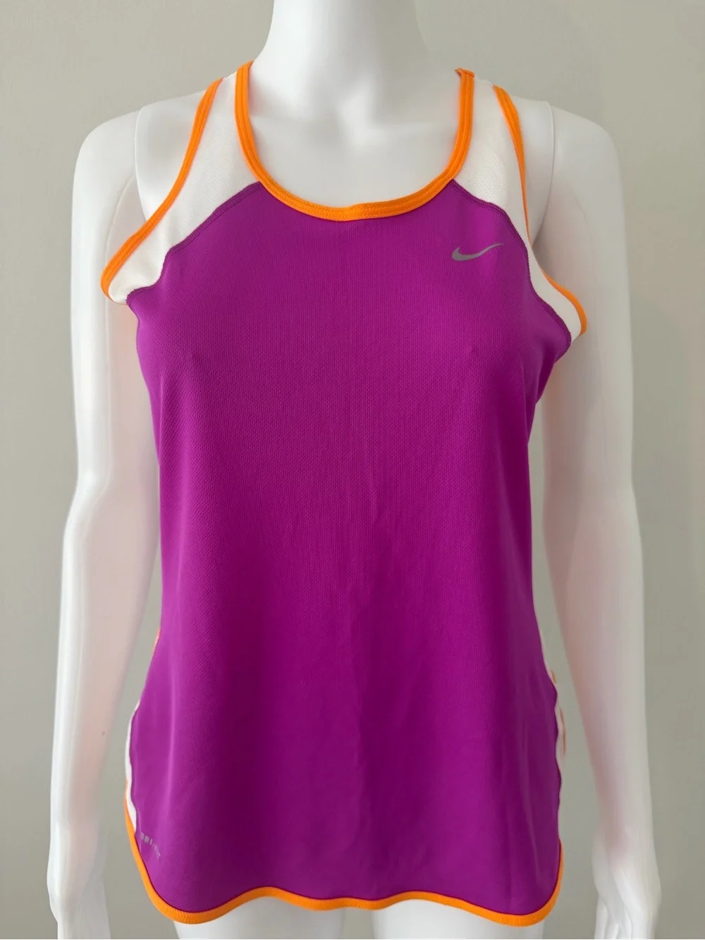 Nike sleeveless athletic